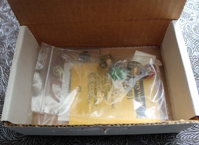 Buderus G234X38P20 ~ NG to LP Conversion Kit ~ for G234X-38 Model Boilers