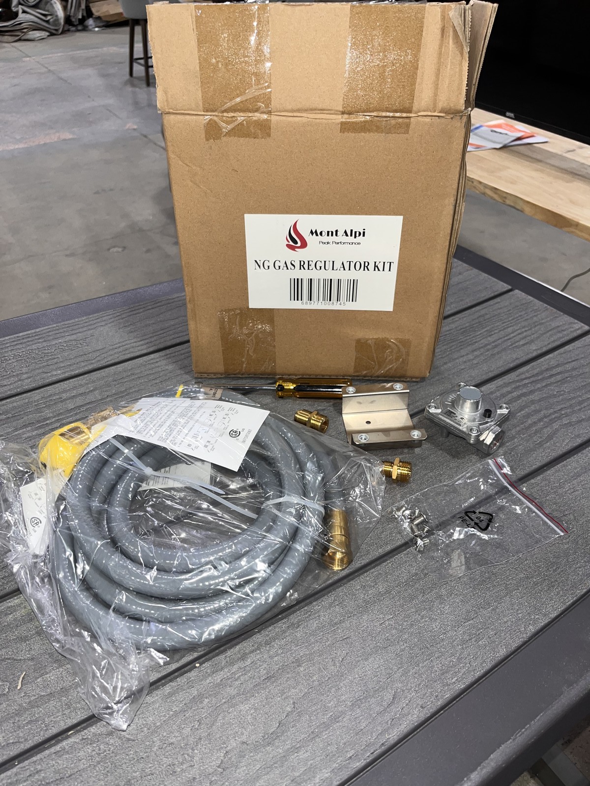 Mont Alpi Steel Propane to Natural Gas Conversion Kit 120 in. L – NEW
