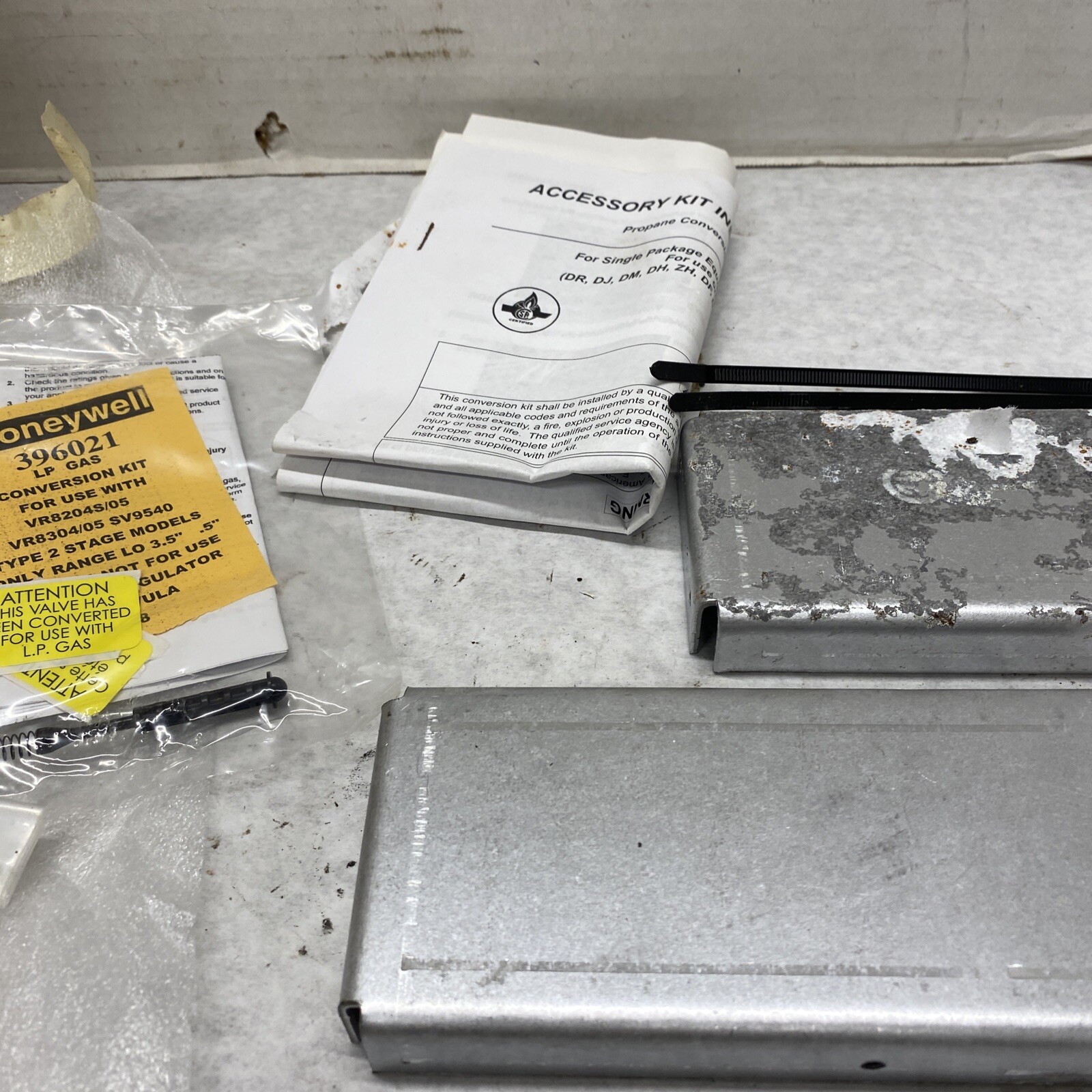 Honeywell LP Gas Conversion Kit 6.5-12.5 Pred Model 1NPO422 AW-01